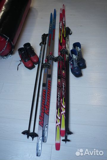 2 Комплекта беговых лыж с ботинками и палками