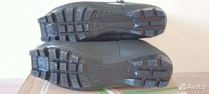 Ботинки лыжные - 45 (стелька 29.5 см)