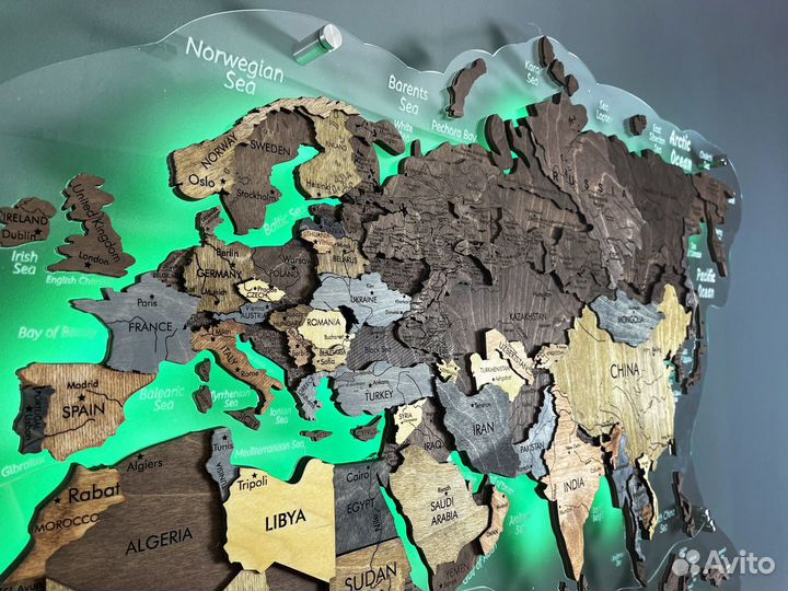 Карта мира на оргстекле
