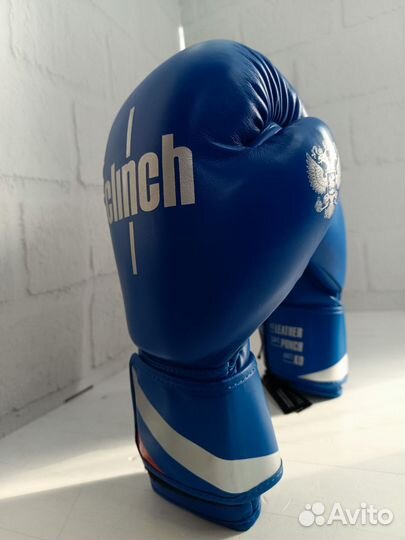 Боксерские перчатки