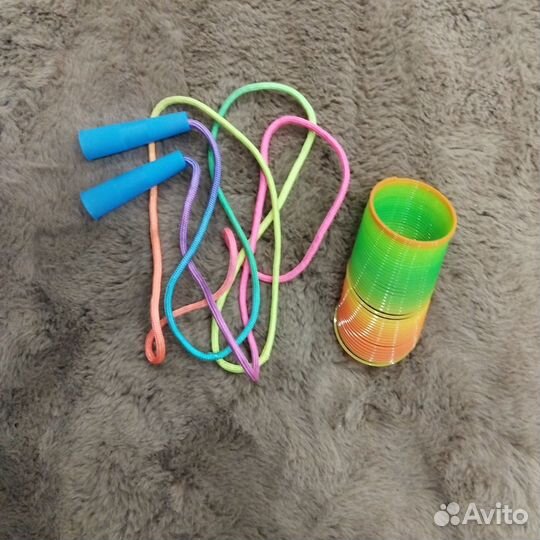 Скакалка и пружинка