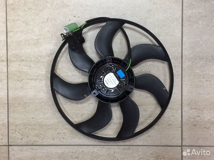 Вентилятор охлаждения Шевроле Круз / Опель Астра