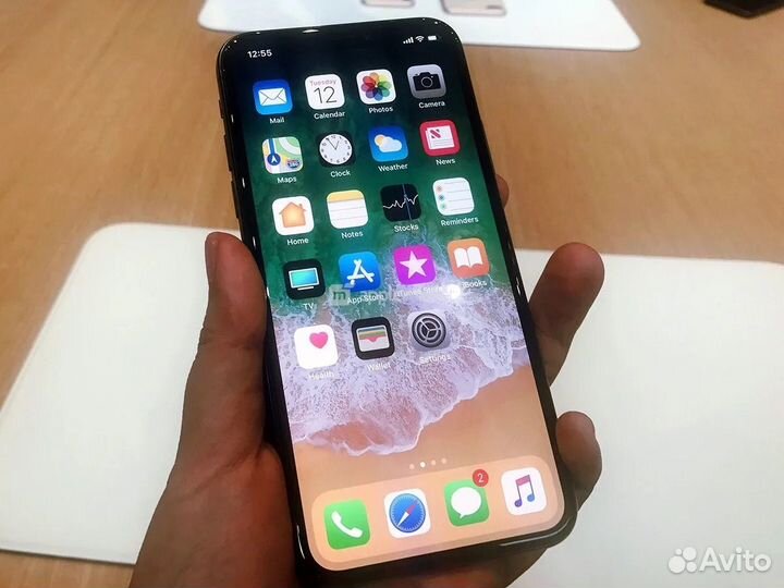 Телефон iPhone 10