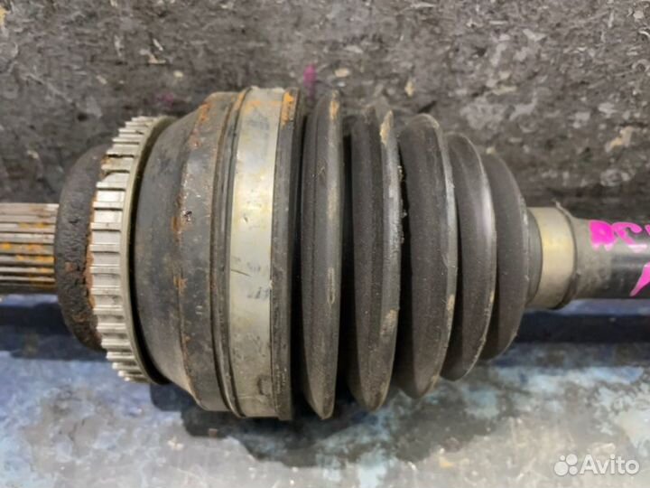 Привод передний левый Toyota Highlander XU20