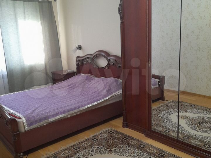 2-к. квартира, 80 м², 1/2 эт.