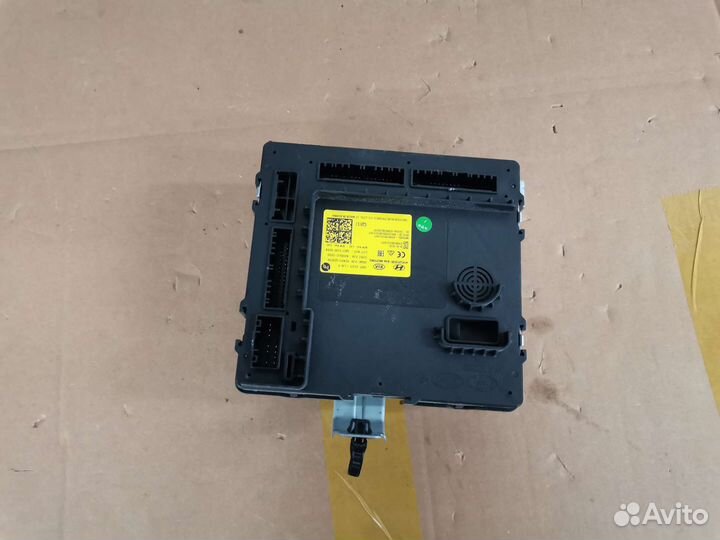 Блок управления замком Kia Seltos 1