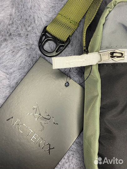 Сумка через плечо arcteryx