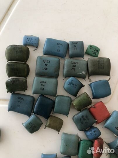 Конденсаторы км