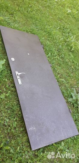 Металлическая дверь бу