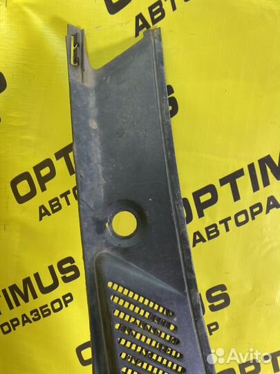 Жабо Renault Symbol