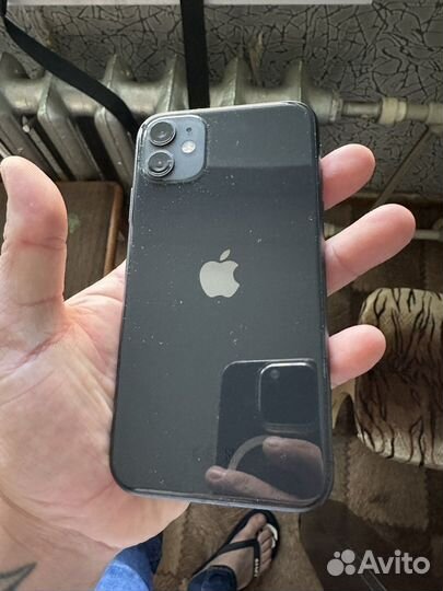 Телефон iPhone 11 64gb black