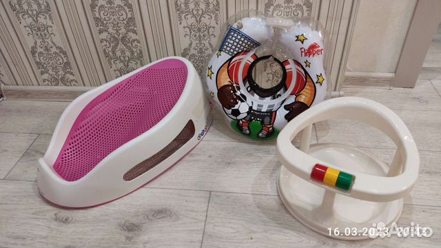 Горка лежак сиденье круг для купания