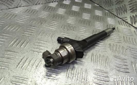 Форсунка дизельная chevrolet cruze J300 (GBG16AL01