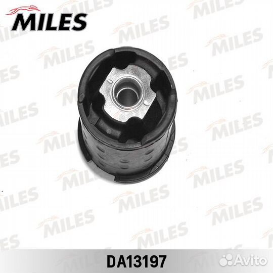 Сайлентблок задней балки (подрамника) BMW X5 all 0