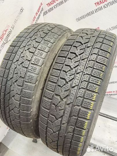 Marshal I'Zen RV KC15 215/60 R17 M