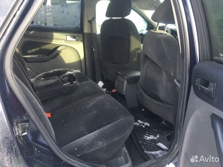 1 В наличии салон Ford Focus 2 Хэтчбек