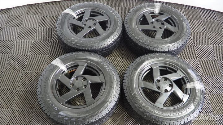 R16 Pirelli Scorpion ATR 225/70, PCD 5x114.3 DIA 66.6