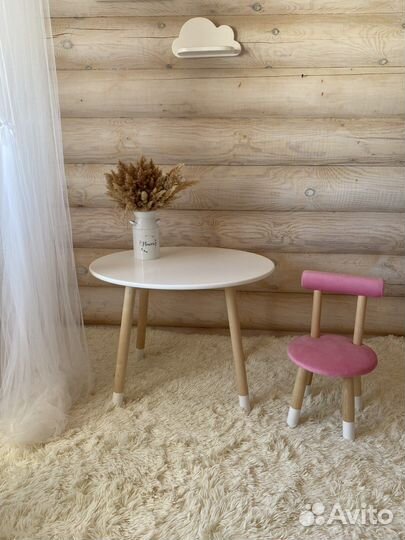 Детский столик и стульчик, книжница