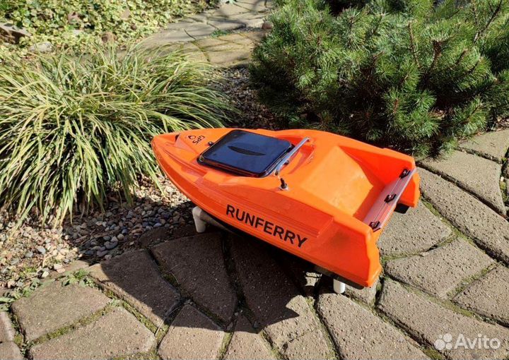 Прикормочный карповый кораблик Ранферри Solo V2