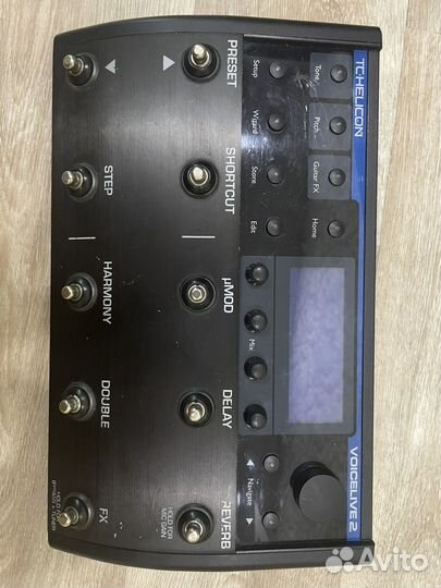 Вокально-гитарный процессор tc helicon voicelive2
