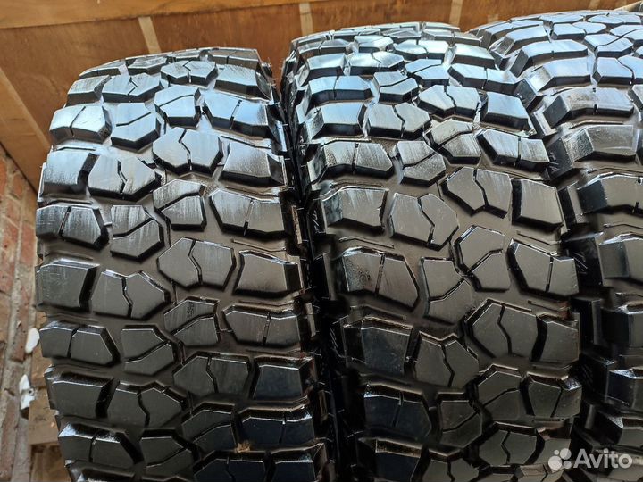 Bfgoodrich Mud-Terrain T/A KM2 285/70 R17