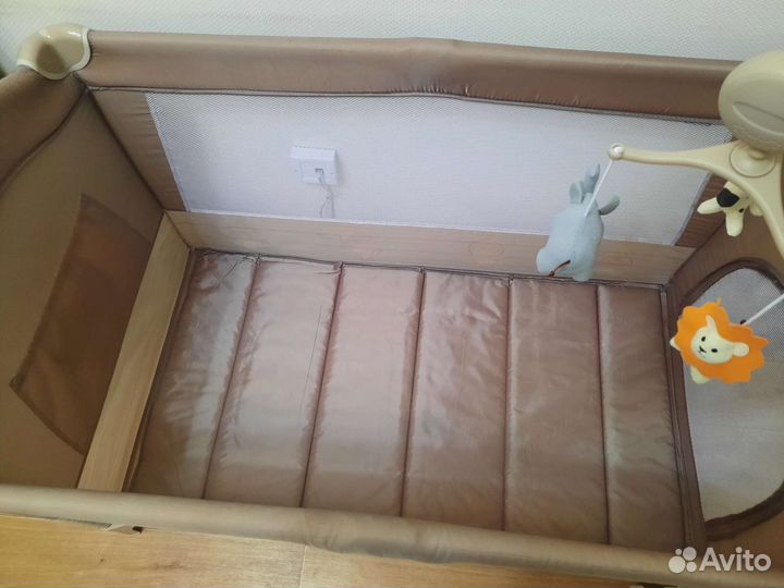 Детская кровать манеж