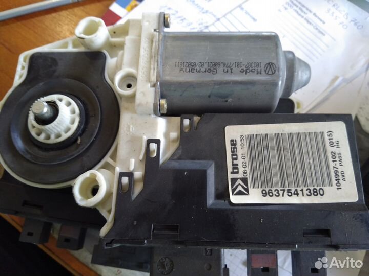 Моторчик стеклоподъемника на Citroen (ситроен) C5