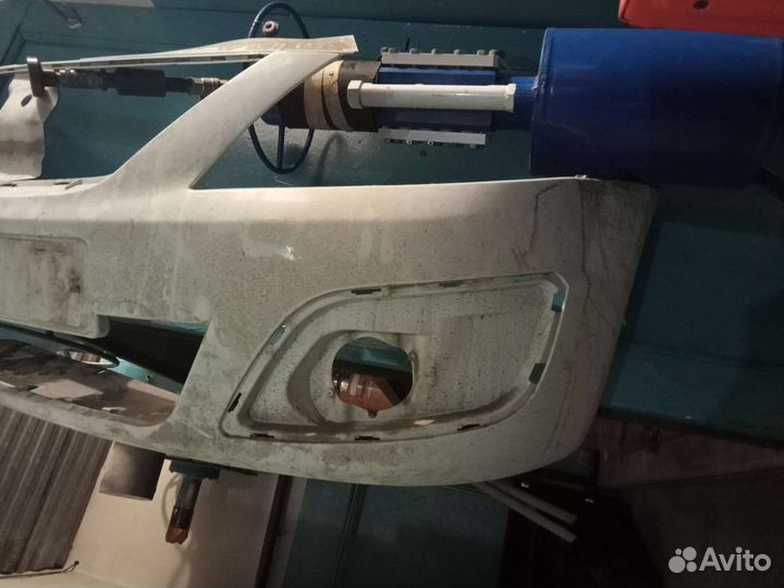 Бампер передни на ларгус