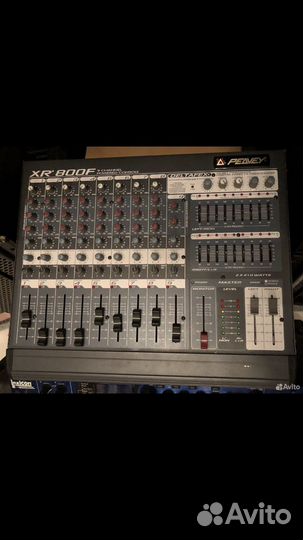 Активный микшерный пульт peavey XR 800 F