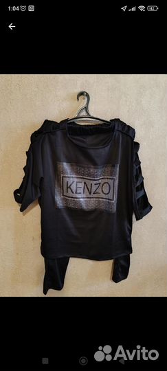 Продаю костюм