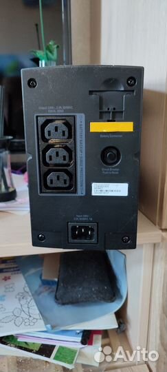 Источник бесперебойного питания APC Back-UPS 500