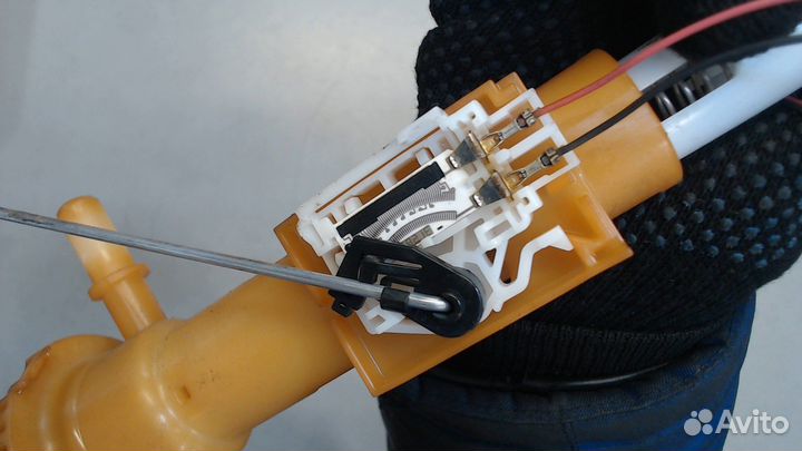 Датчик уровня топлива Ford Edge, 2018