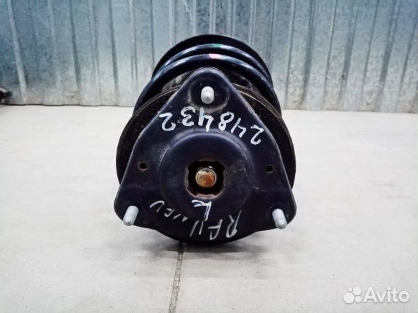 Toyota rav 4 ха50 Стойки амортизатора передняя