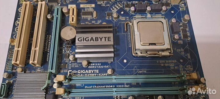 Материнская плата с процессором LGA775