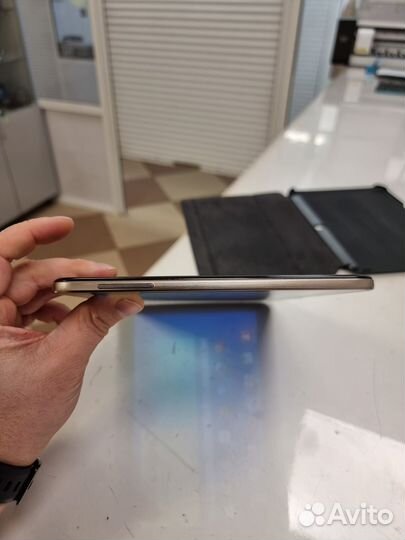 Планшет Samsung galaxy tab 3