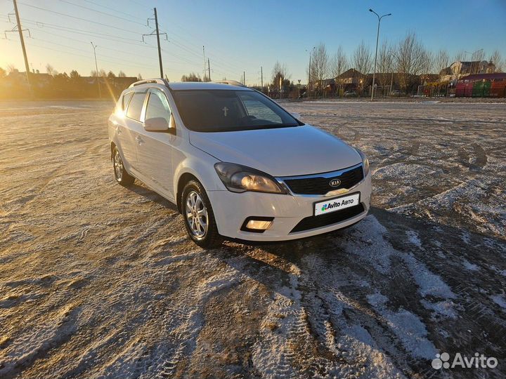 Kia Ceed 1.6 AT, 2011, 176 000 км