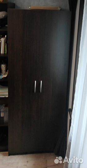 Шкаф распашной