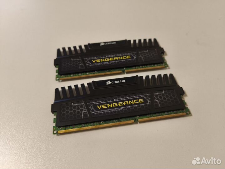 DDR3 1600mhz 2x4GB Corsair Vengeance