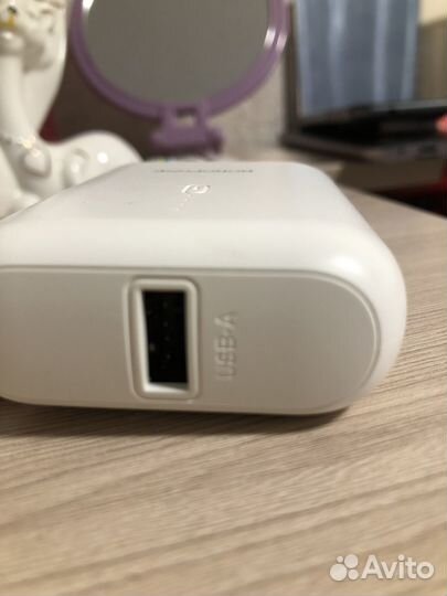 Павербанк apple