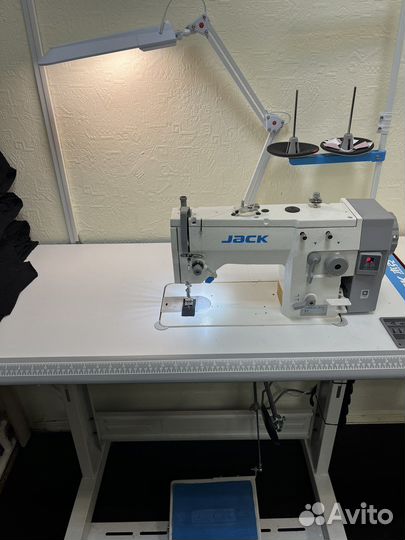 Промышленная швейная машина зиг-заг