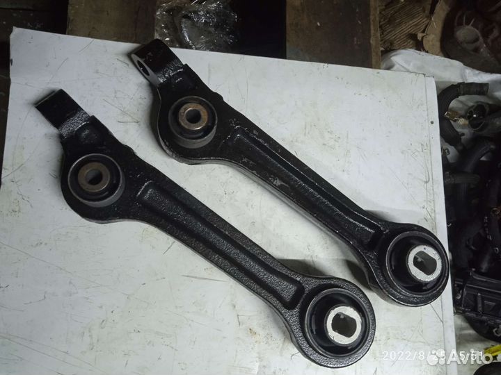 Рычаги передние dodge Challenger LC