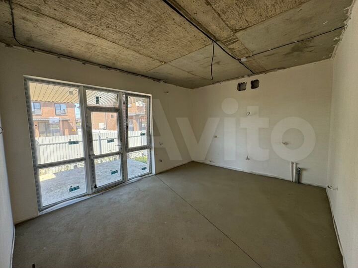 Дом 145 м² на участке 4 сот.