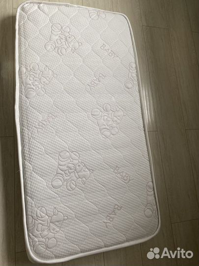 Детская кроватка с продольным маятником Лель