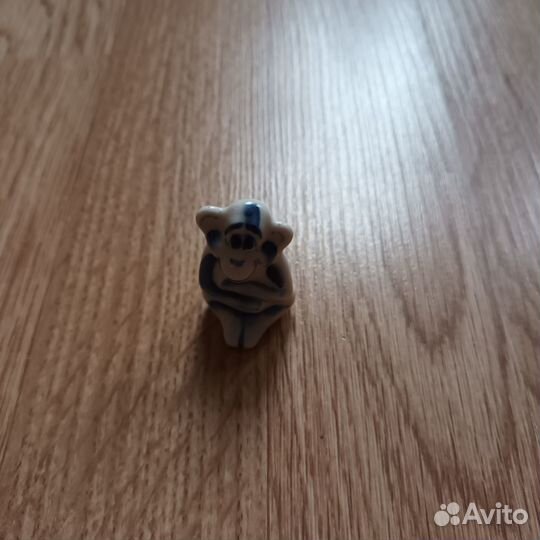 Фигурка обезьянки