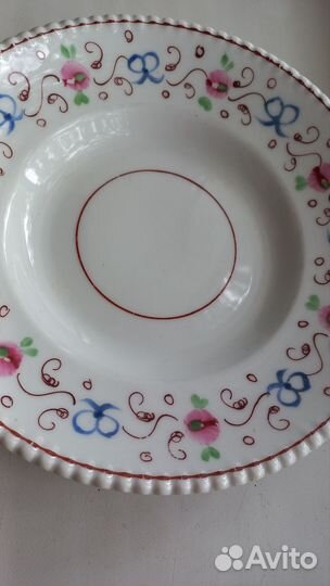 Тарелка фарфоровая старинная Кузнецов