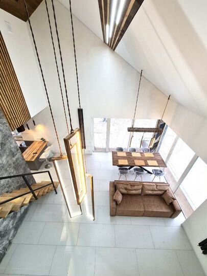 Дом 345 м² на участке 12 сот.