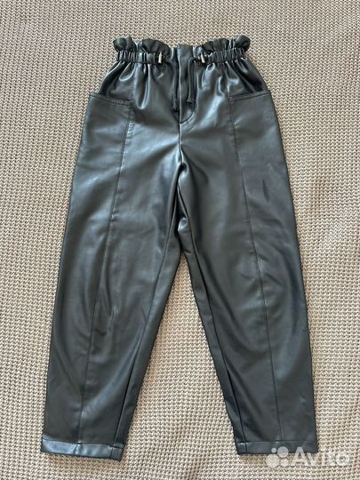 Zara кожаные штаны 140