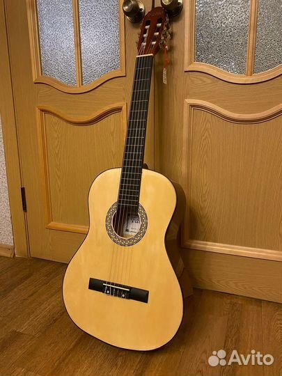 Новые Классические и акустические гитары