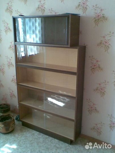 Полки Книжные Отл.сост,Сделаны в Чехии и в России