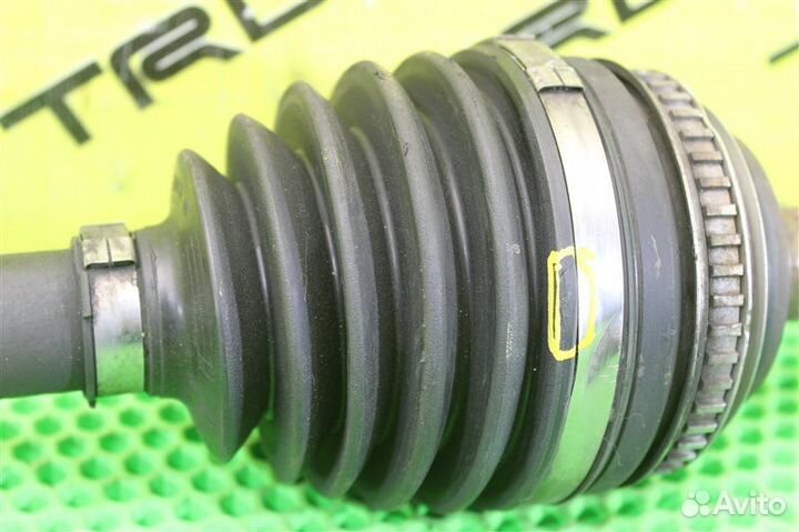 Привод передний правый Toyota Gaia ACM10 1AZ-FSE